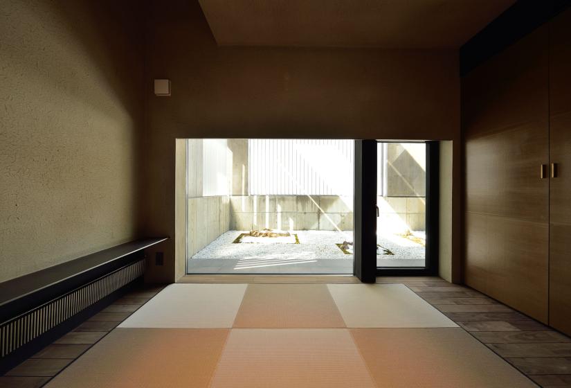 tatami room with garden view