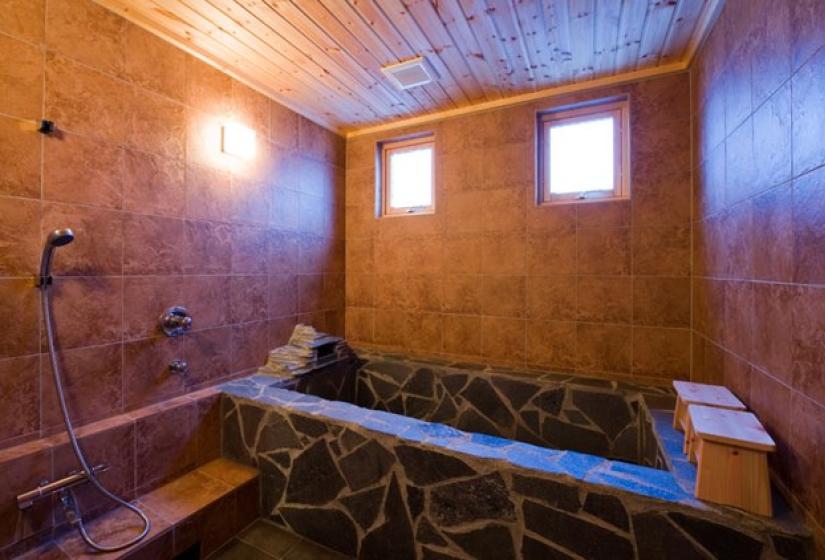 stone bathtub in japanese style ofuro