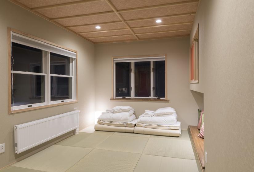 Tatami room and bedding