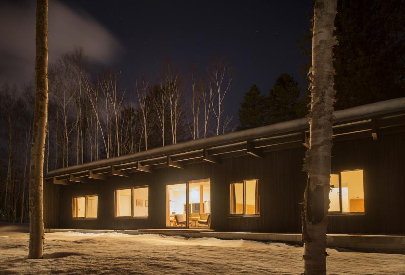 exterior view of Kabayama House at night