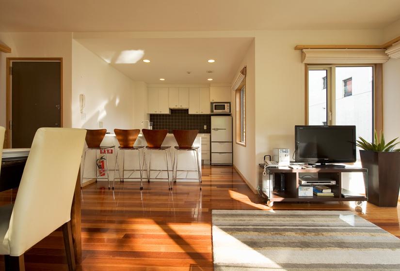 four stools at breakfast bar