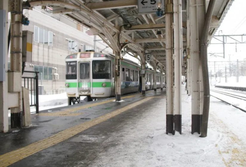 The JR Train A JR train at a snowy station