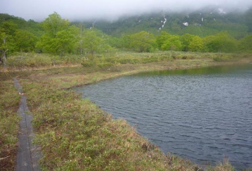 Mirror lake Hanazono trail Mirror lake Hanazono trail