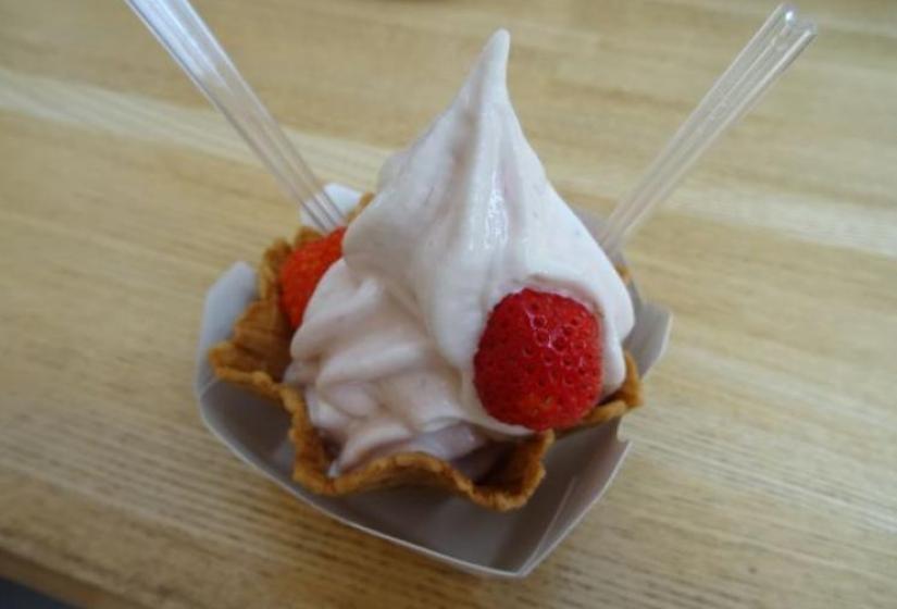 Delicious strawberries and icecream Ice cream and strawberries