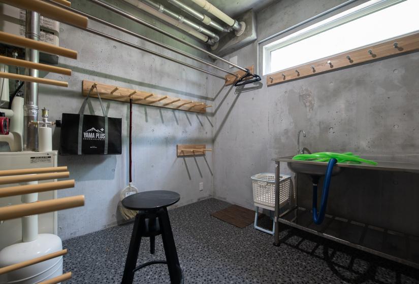 Ski Dry room and laundry