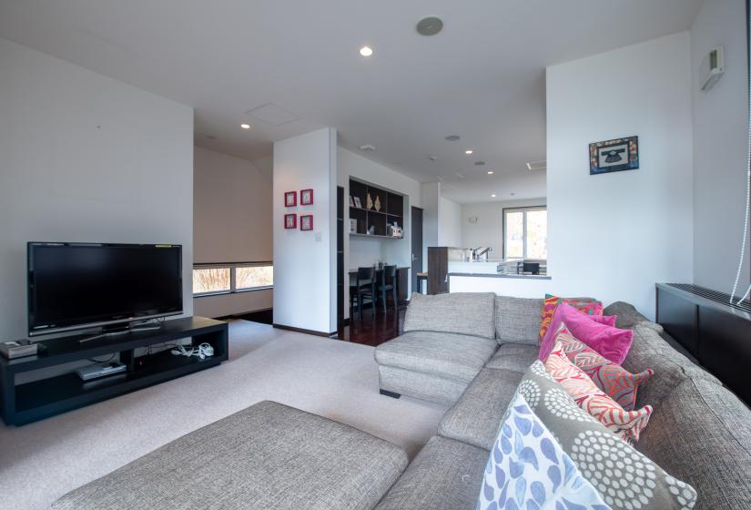 Lounge suite and television