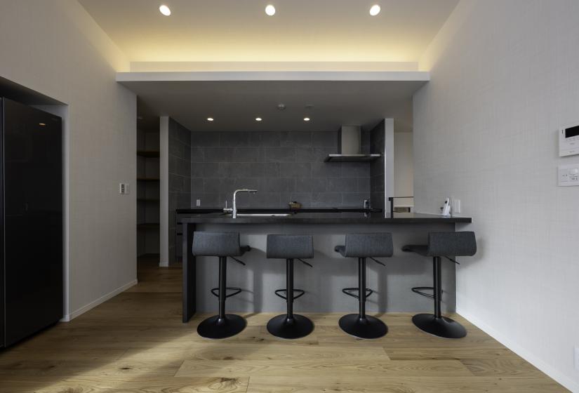 4 stools at a kitchen bench