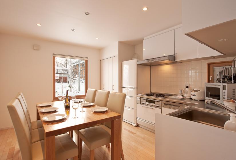 Kitchen and dining table